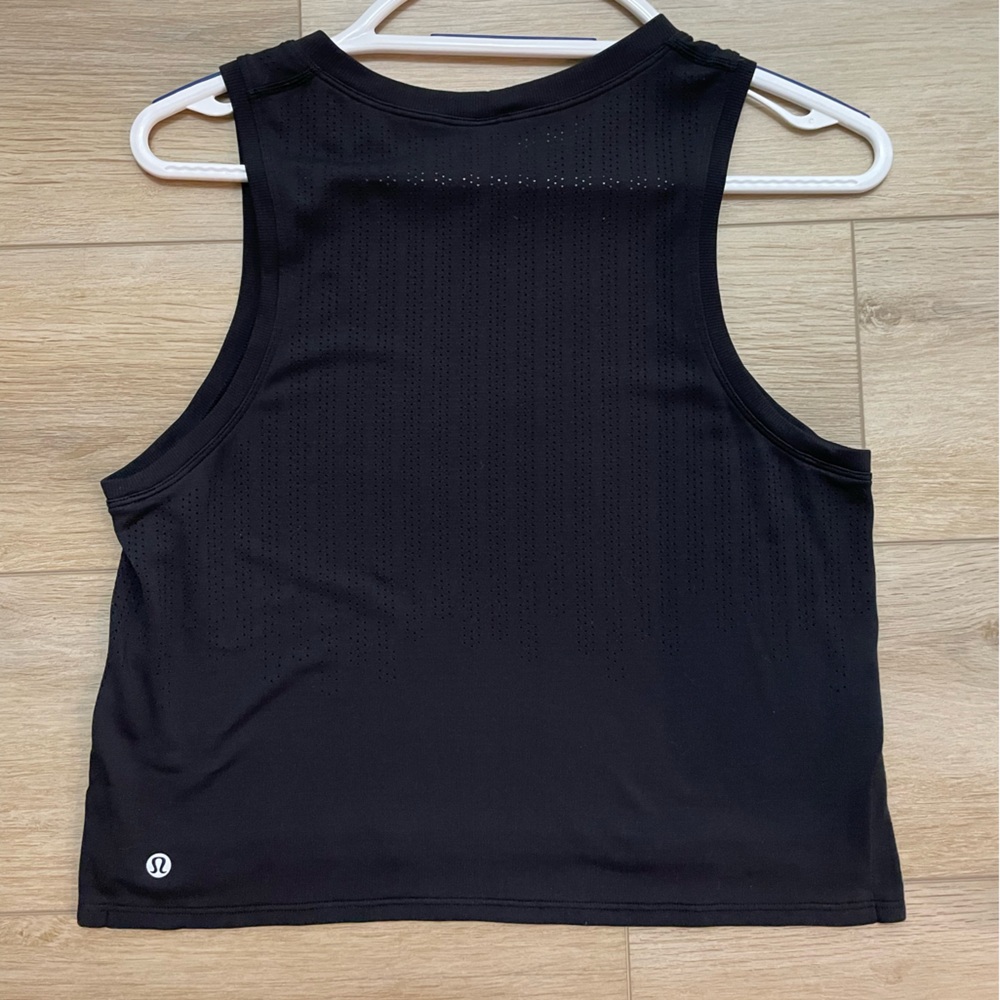 Black Womens Lululemon Mesh sleeveless Top size 4 - Picture 2 of 6